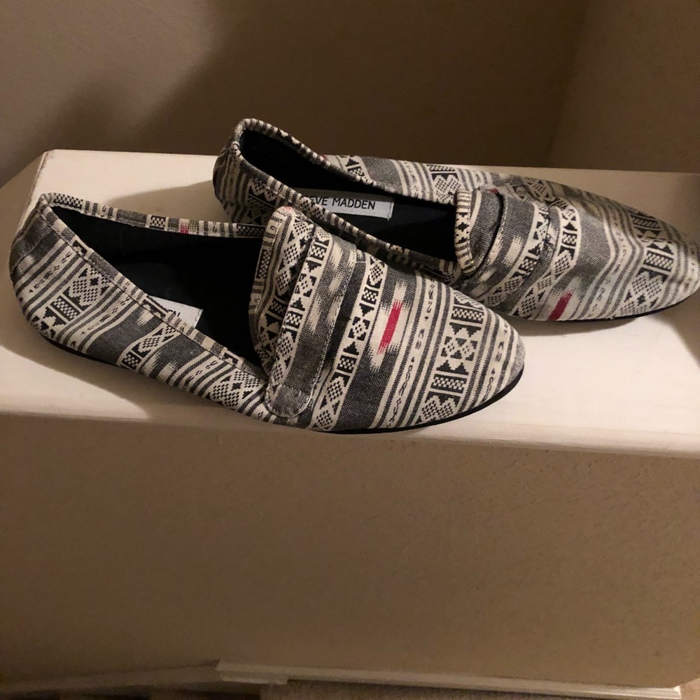 Steven Madden slip on